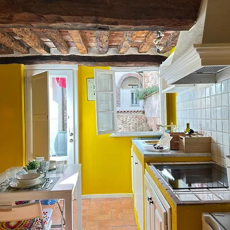 Cozy Studio Apartment In The Center Of Lucca * Lucca